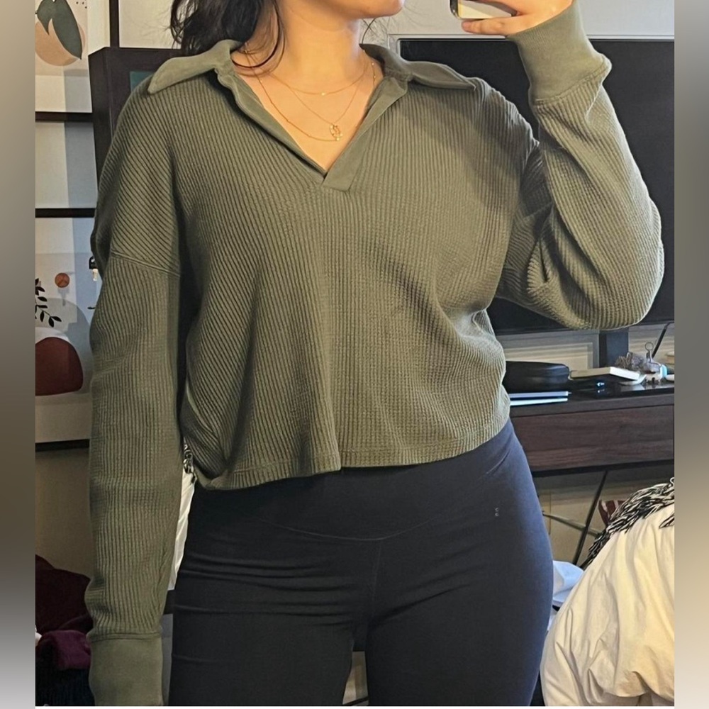 Abercrombie & Fitch Olive Green Ribbed Sweatshirt